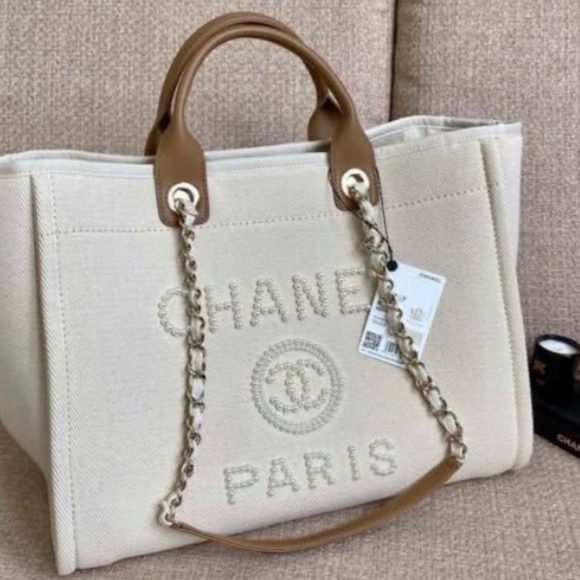 chanel pearl tote